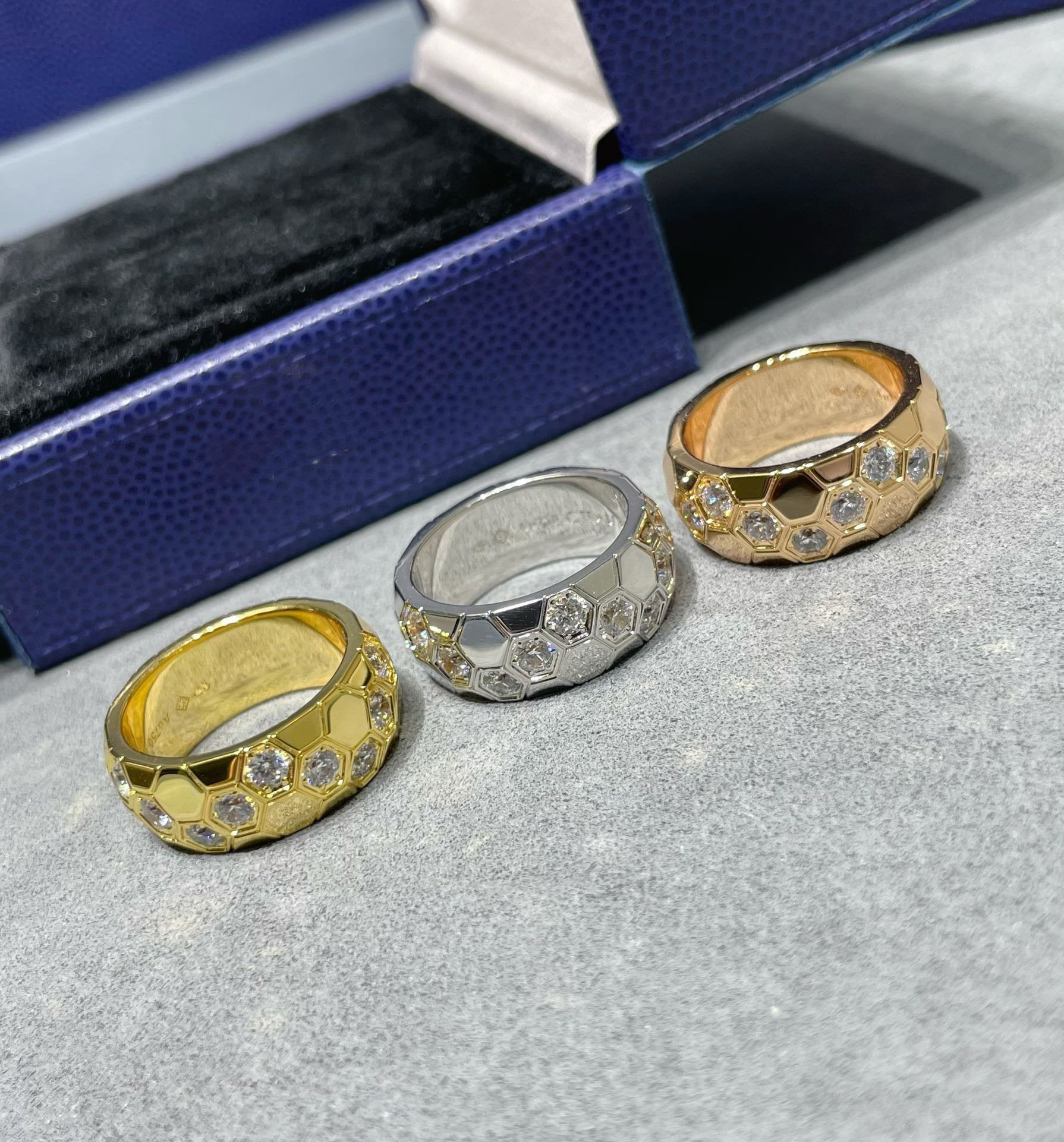 GlowBEE LOVE DIAMOND LARGE RING